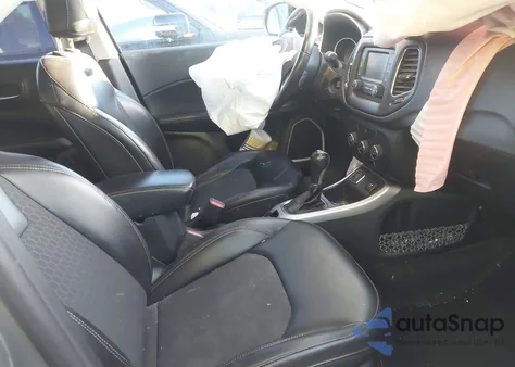 2018 Jeep Compass Latitude Fwd from USA, damaged, VIN 3C4NJCBB8JT241067